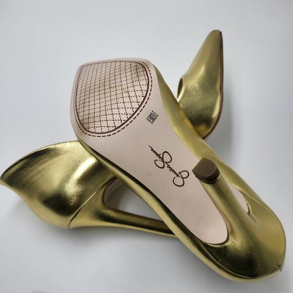 JESSICA SIMPSON womens 8.5 Cambredge gold slip on pumps - Picture 5 of 7